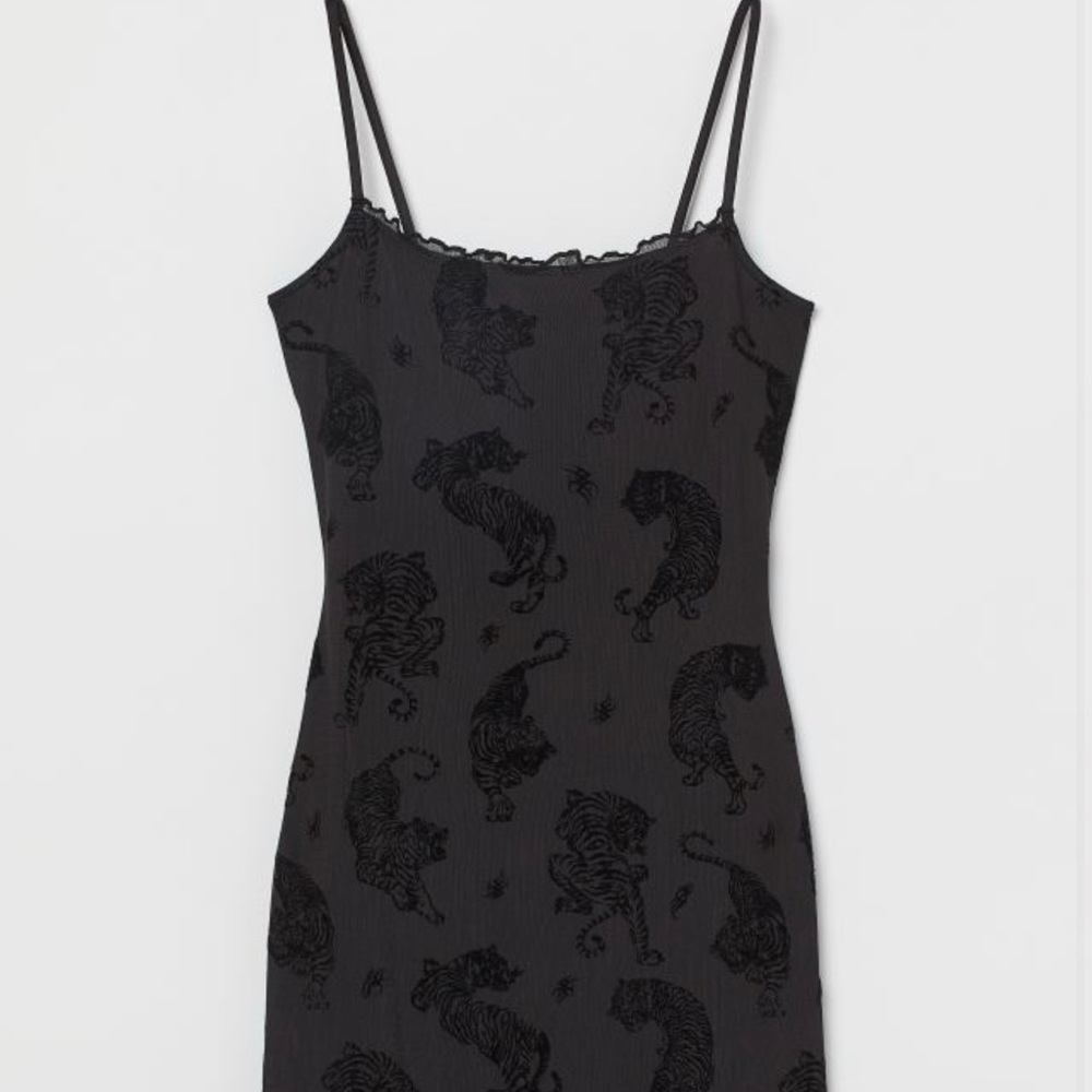 Black tiger dress NWOT